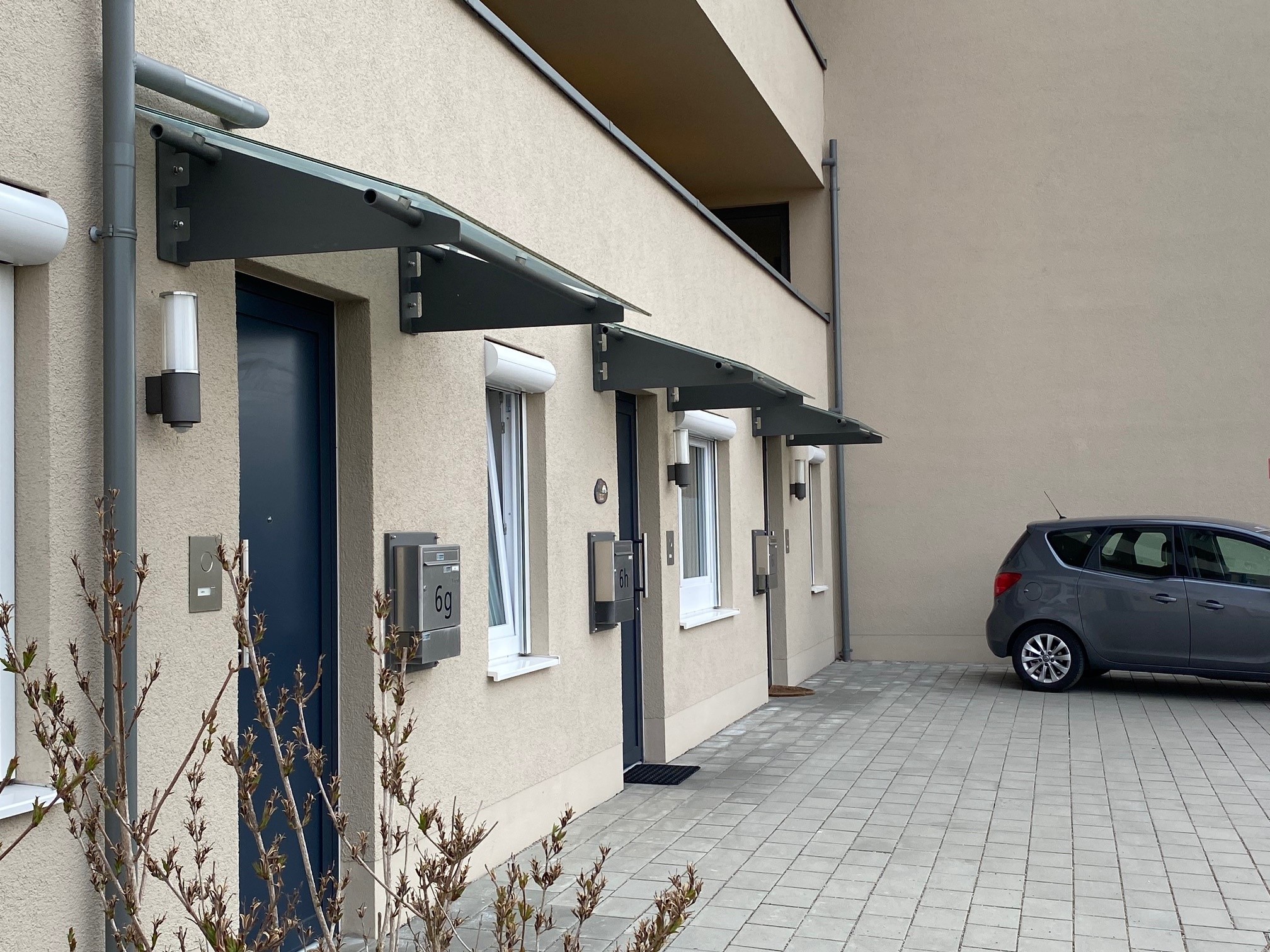 Haustürüberdachung klein mit Glasdach